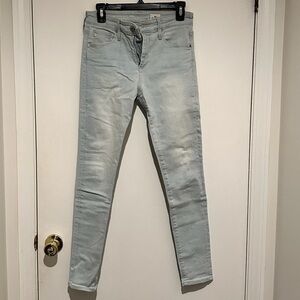 AG light washed Farrah Skinny Ankle Jeans- high rise